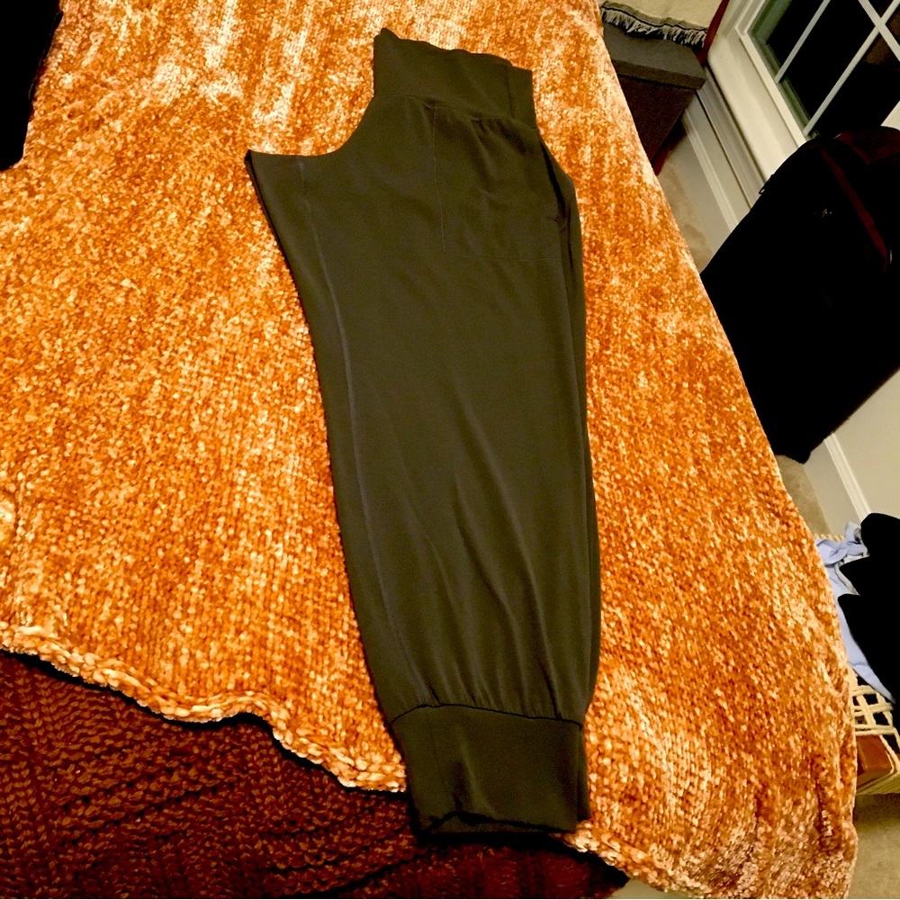 Athleta Olive Jogger